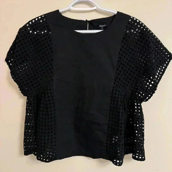 2/20 Madewell Black Cropped Eyelet Top - Women’s XS - Picture 2 of 10